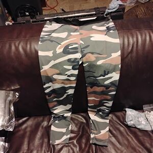 Women's Camouflage Leggings